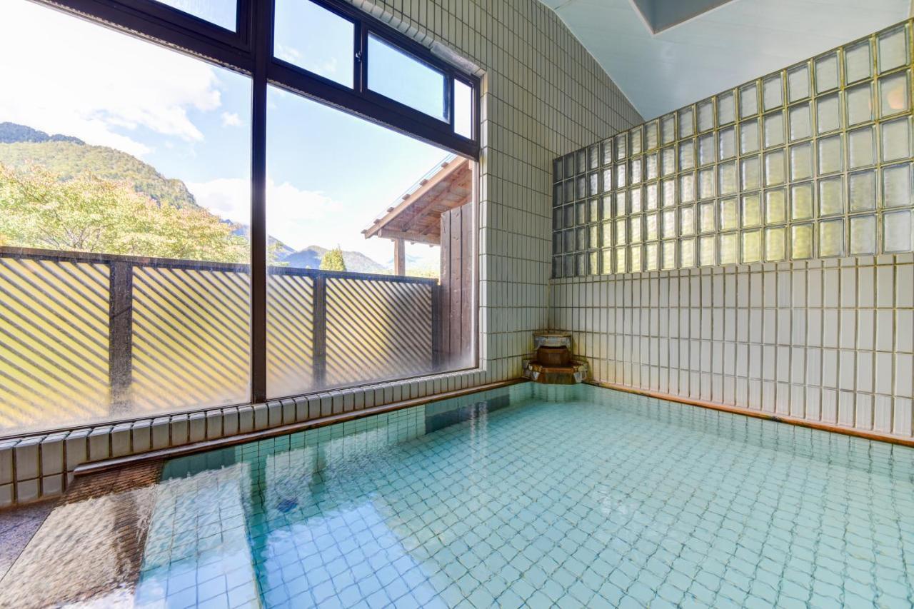 Resort Inn Chirorian Takayama (Gifu) Ngoại thất bức ảnh